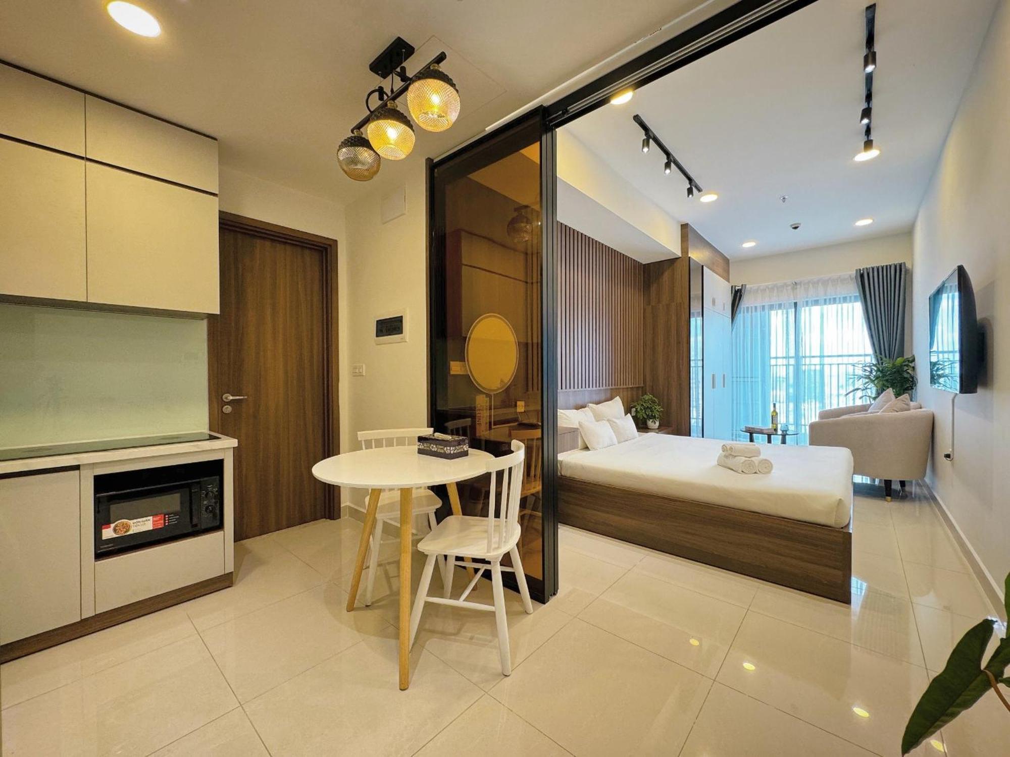 Yu Stay Lux And Cozy 2Bedrs In Soho Residence Near Bui Vien Walking Street Ho Chi Minh City Exterior photo